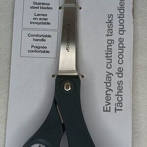 Fiskars 8" Performance Straight Fashion Scissors Black